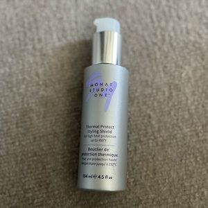 Monat Thermal Protect Styling shield NEW